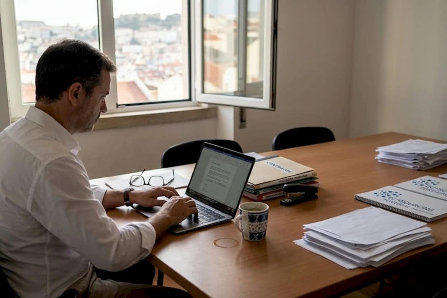 How to streamline HR support workflows in Portugal How to streamline HR support workflows in Portugal