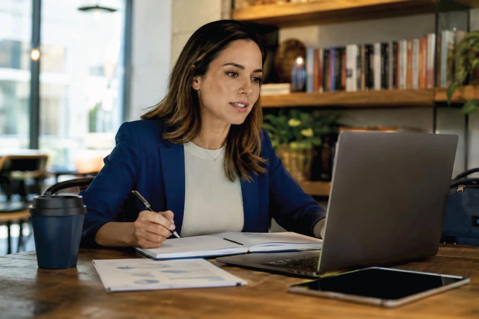 What-Is-Remote-Team-Management-A-Guide-for-Global-Leaders What-Is-Remote-Team-Management-A-Guide-for-Global-Leaders